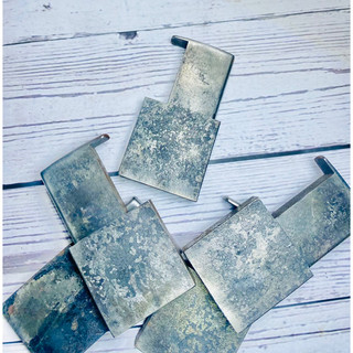 Đe gò nắp Zippo đời số