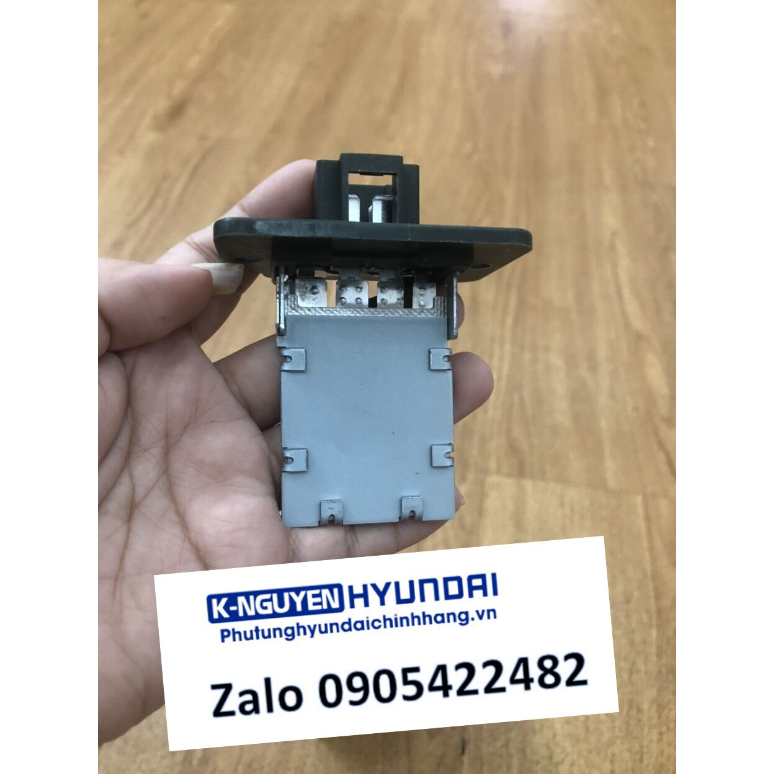 Điện trở quạt giàn lạnh xe Hyundai Starex 2007~2021 và Hyundai SOLATI - Mã phu tùng: 971154H