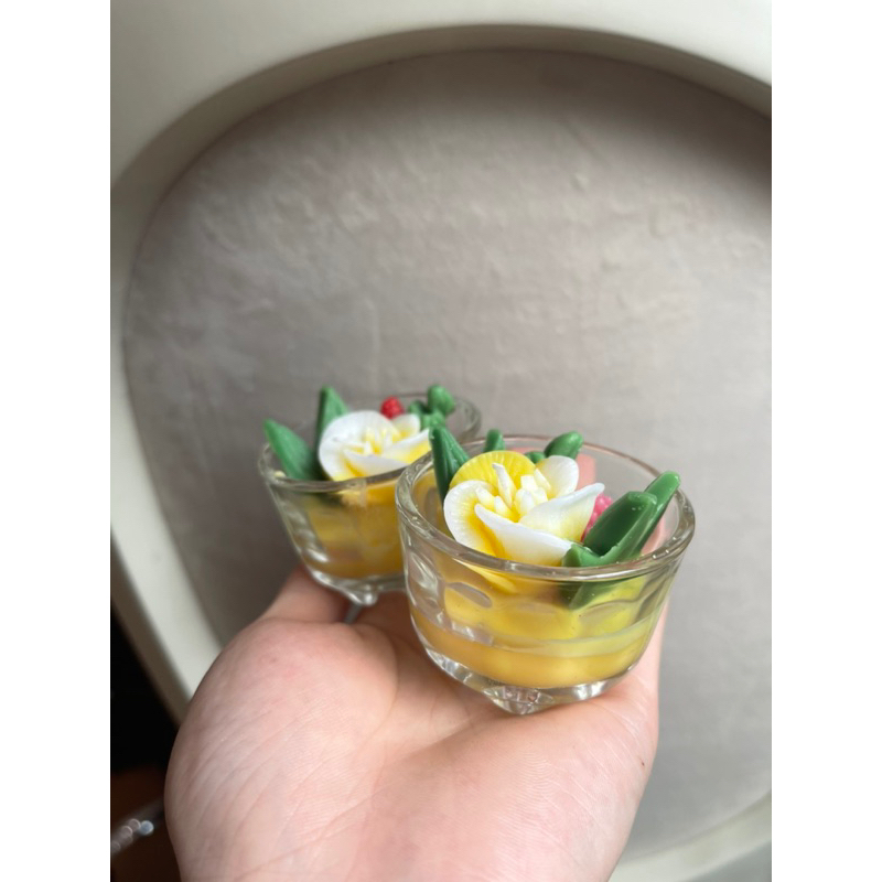 Nến cốc thuỷ tinh hoa tinh tế trang trí cúng dường thôi nôi cho em bé