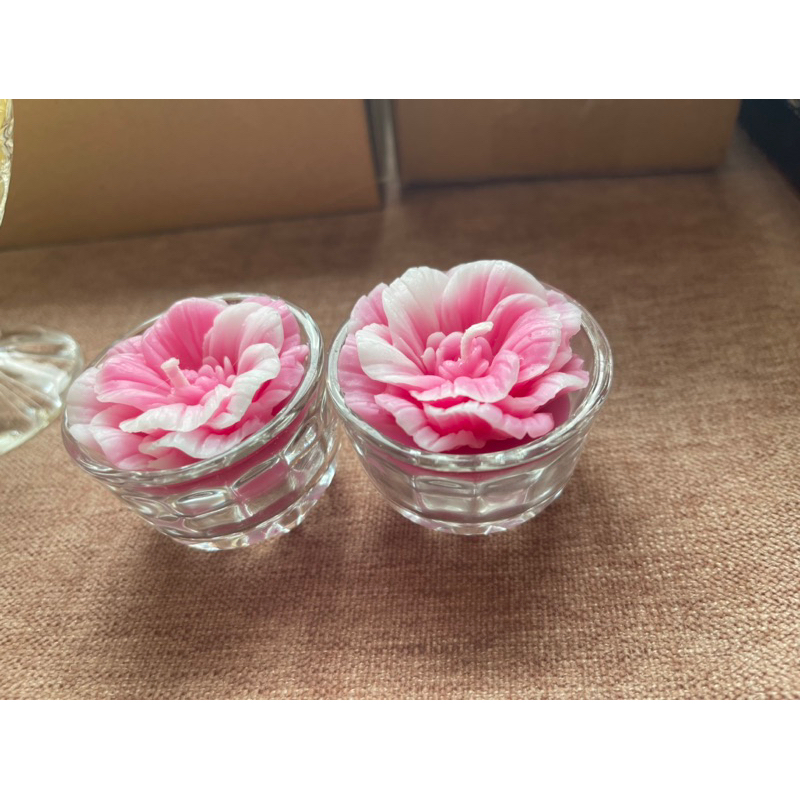 Nến cốc thuỷ tinh hoa tinh tế trang trí cúng dường thôi nôi cho em bé