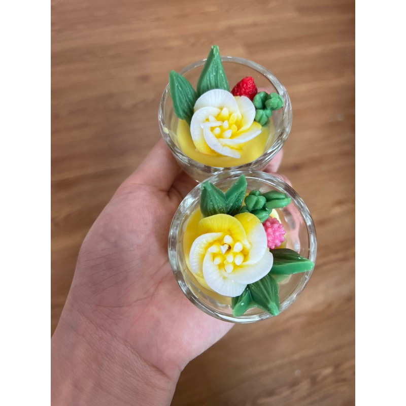 Nến cốc thuỷ tinh hoa tinh tế trang trí cúng dường thôi nôi cho em bé