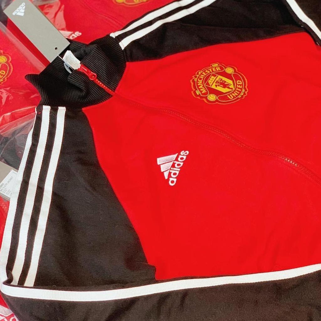Áo khoác Training Adidas MU-Retro-Đỏ tay đen-VNXK