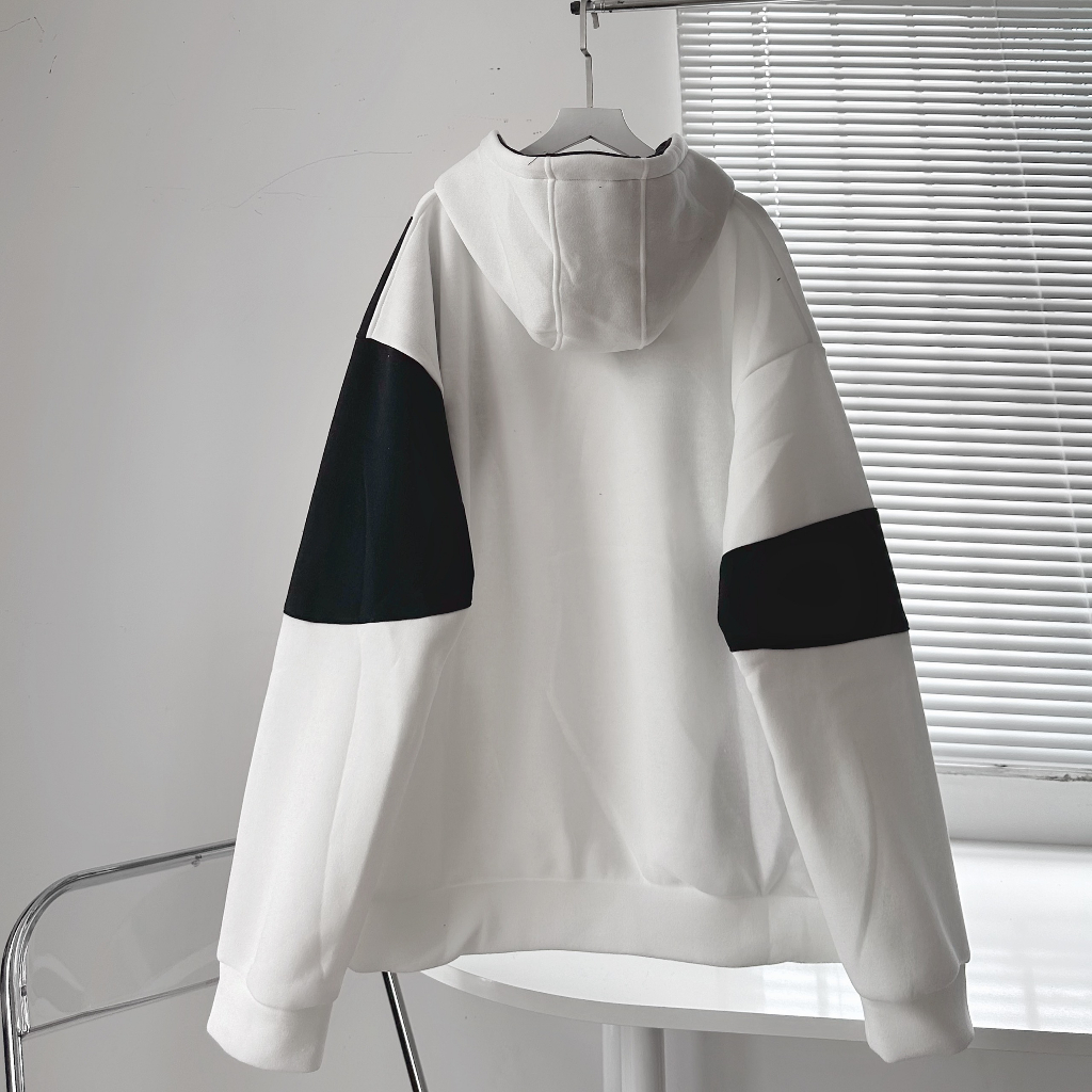 Áo khoác hoodie DESSUU nỉ bông dày dặn nút bấm trắng phối đen form rộng unisex nam nữ - Toki Store