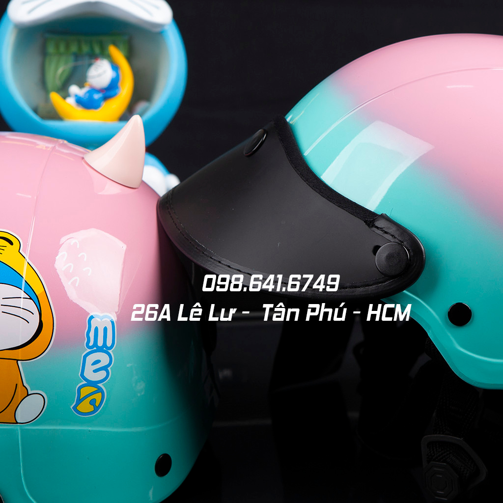 MŨ NÓN BẢO HIỂM NGƯỜI LỚN DORAEMON CHỮ MÀU OMRBE