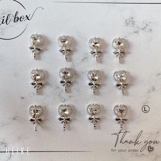 Charm nail cây gậy trái tim