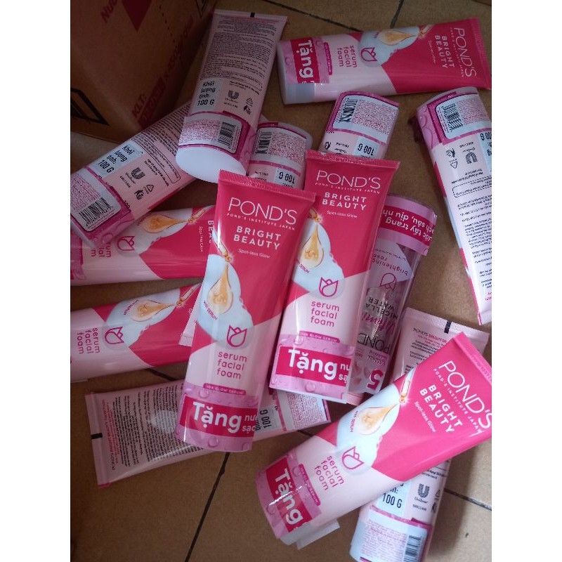 Sữa rửa mặt sáng da Pond's BRIGHT BEAUTY 50G/ Sáng Da sạch sâu 50g