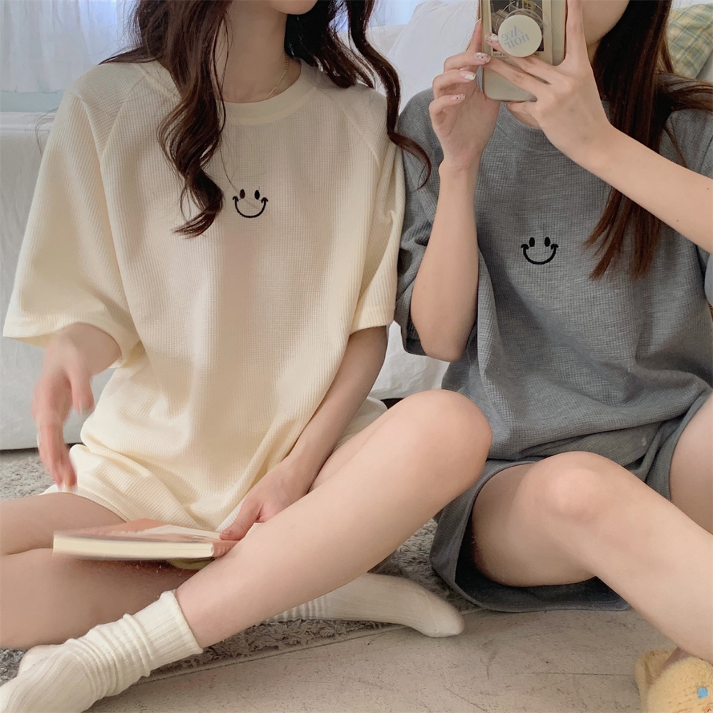 Bộ thun mặt cười siêu hot Phong Cách Hàn Quốc Thời Trang Mới 2023 AO17