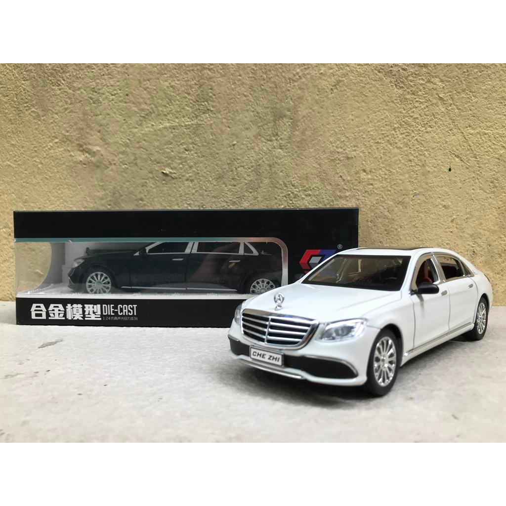Mô hình xe Mercedes-Benz E300 Electric 2023 1:24