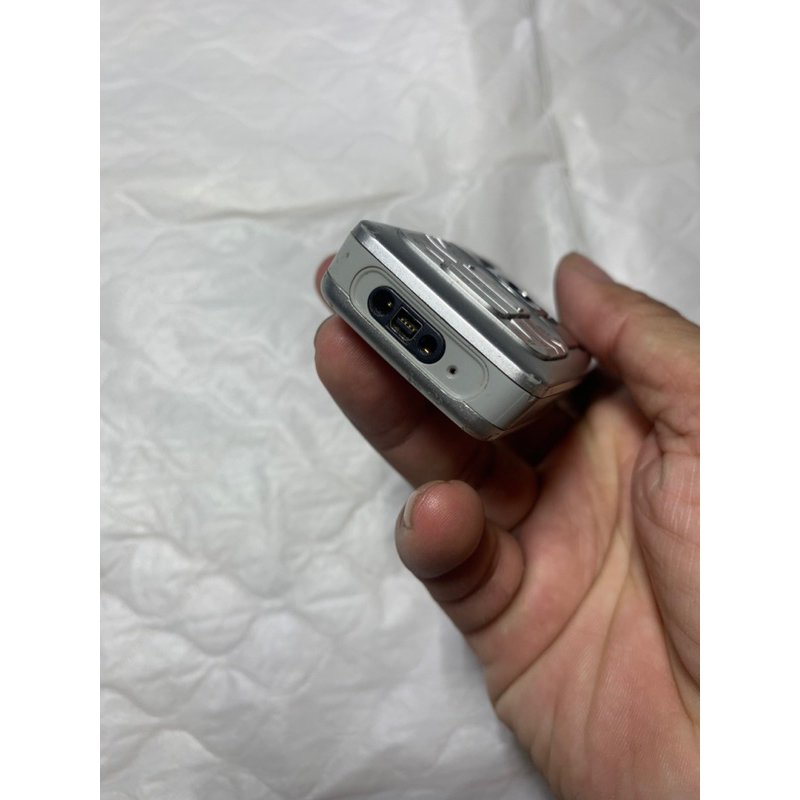 Điện thoại nokia 2310 lạ