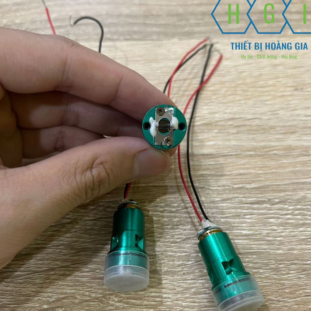 Bóng máy cân bằng laser tia xanh