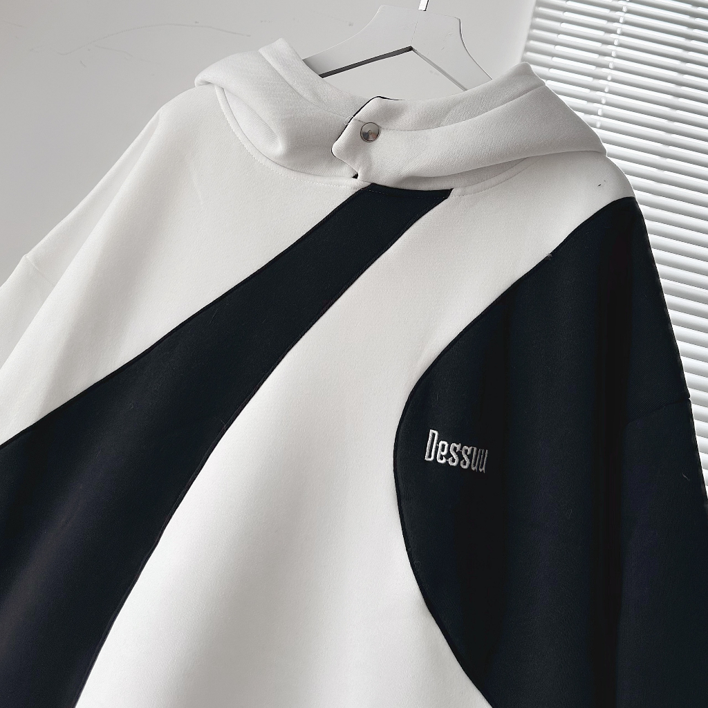 Áo khoác hoodie DESSUU nỉ bông dày dặn nút bấm trắng phối đen form rộng unisex nam nữ - Toki Store