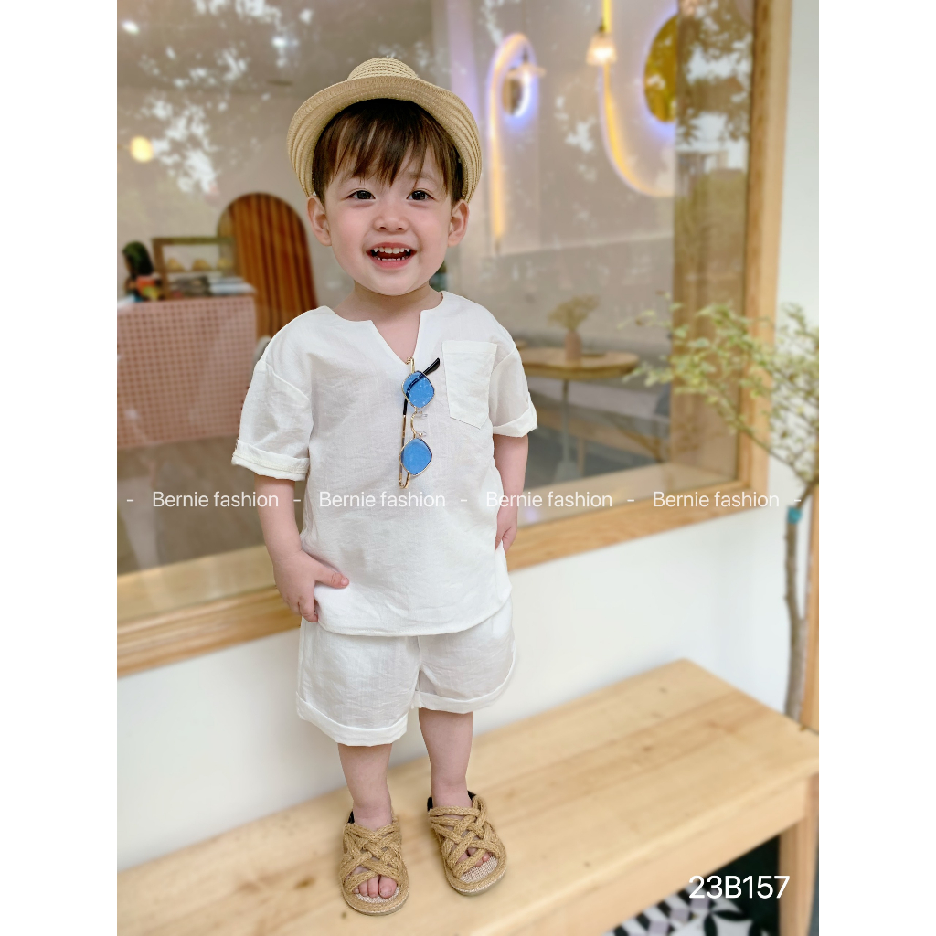 Fom to- Set bộ đũi trắng đi biển cộc tay Bernie cho bé trai bé gái