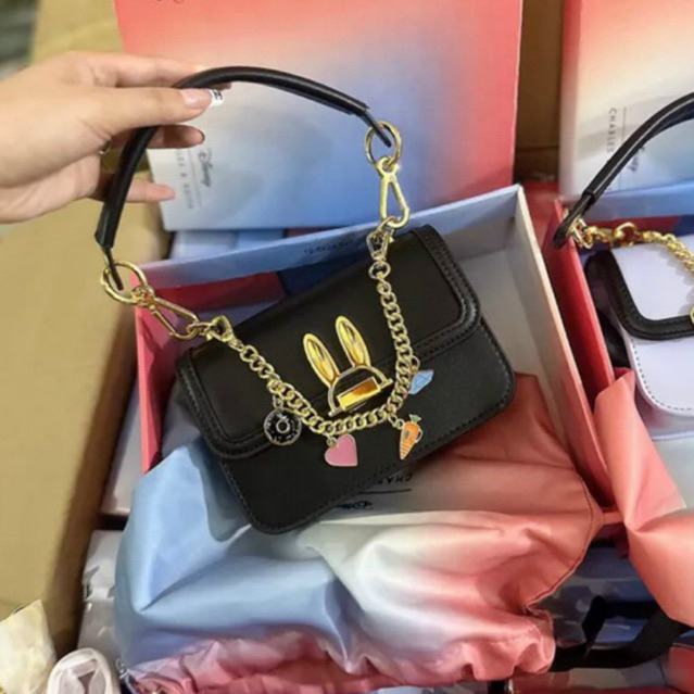 Túi Xách Nữ CNK Tai Thỏ Có Charm Sang Chảnh