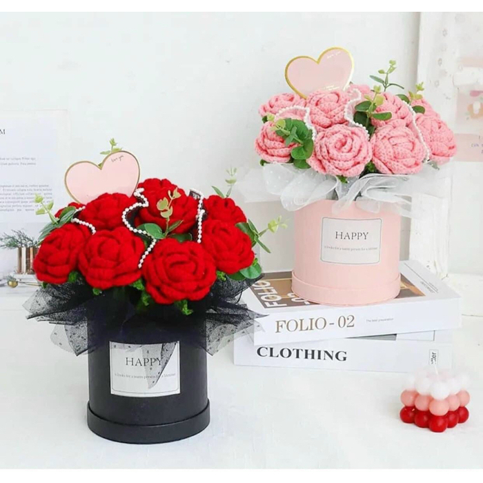 Hộp hoa hồng len handmade 11 bông xinh xắn làm quà tặng bạn gái, thầy cô, cha mẹ dịp sinh nhật, 14/2, 8/3, 20/10, 14/2