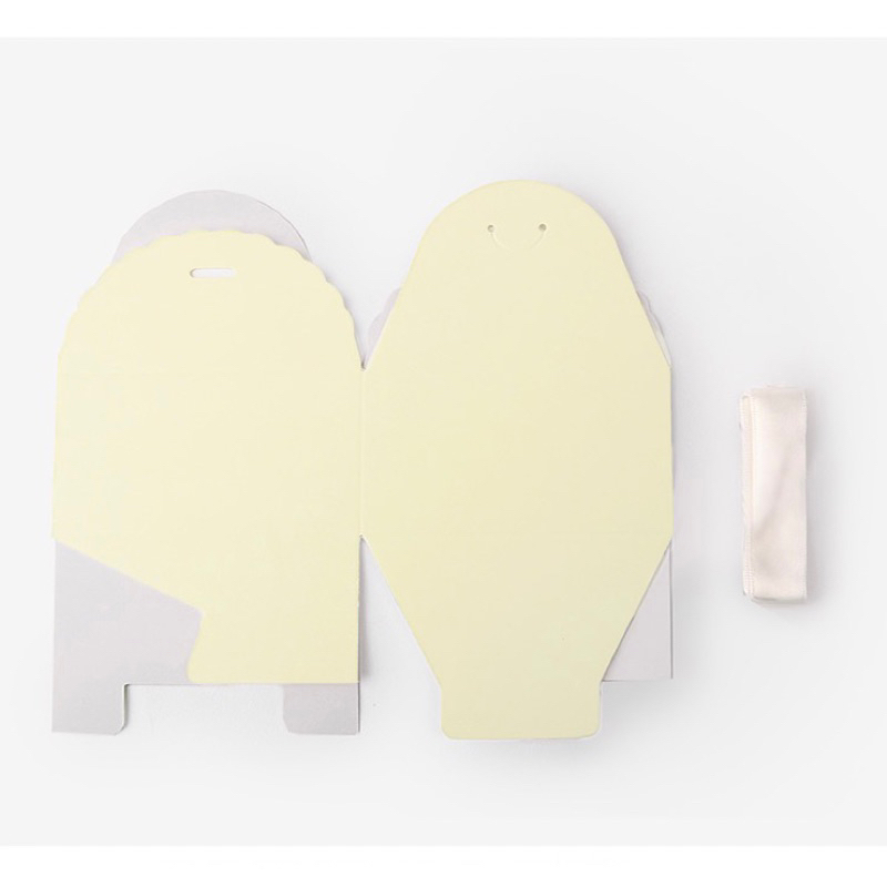 Hộp gấp đựng quà cưới, đựng bánh kẹo thắt nơ hình vuông 9 x 9 x 5cm