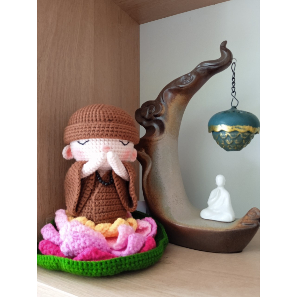 chú tiểu đan len, chú tiểu chắp tay handmade