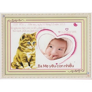 Tranh thêu chữ thập lộng hình bé kt 50x38 cm