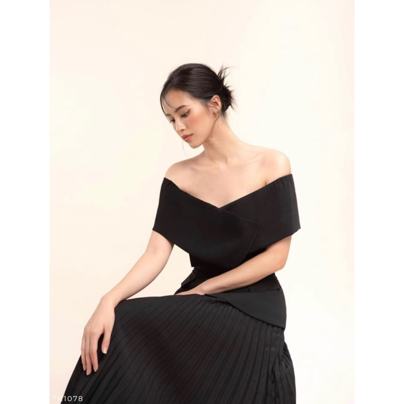 Áo Trễ Vai Đắp Chéo Hàng Thiết Kế Sang Chảnh