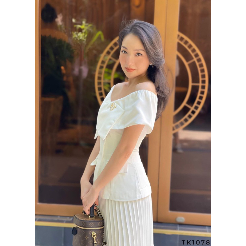 Áo Trễ Vai Đắp Chéo Hàng Thiết Kế Sang Chảnh