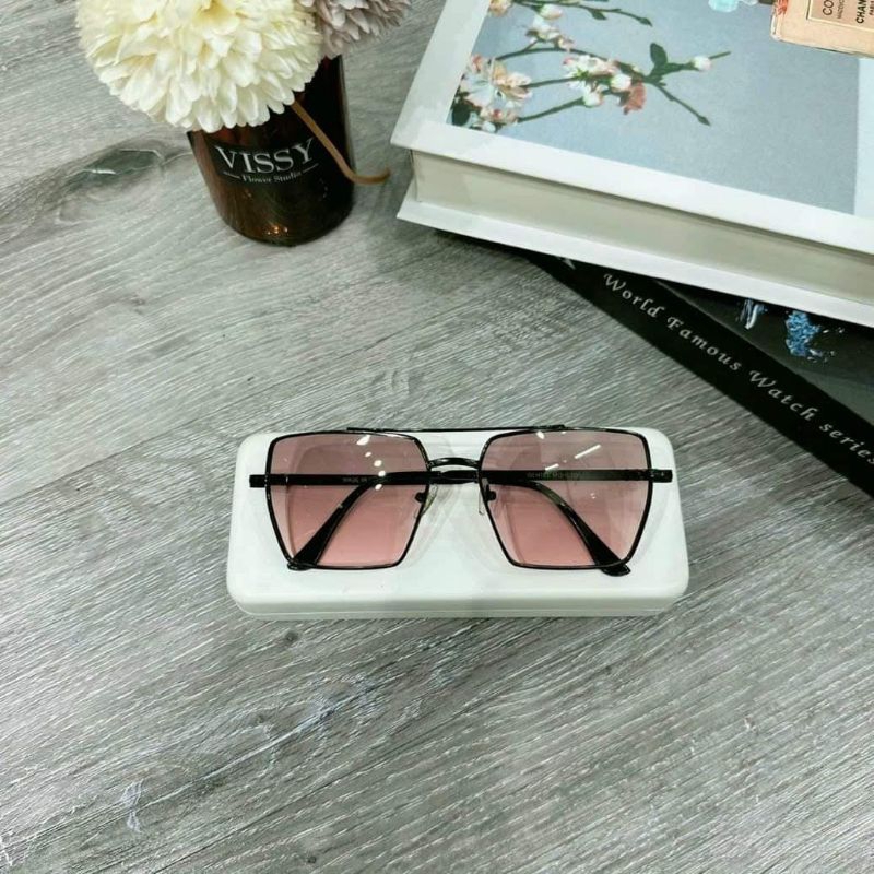 Sỉ Mắt Kính Siêu Hot Trend