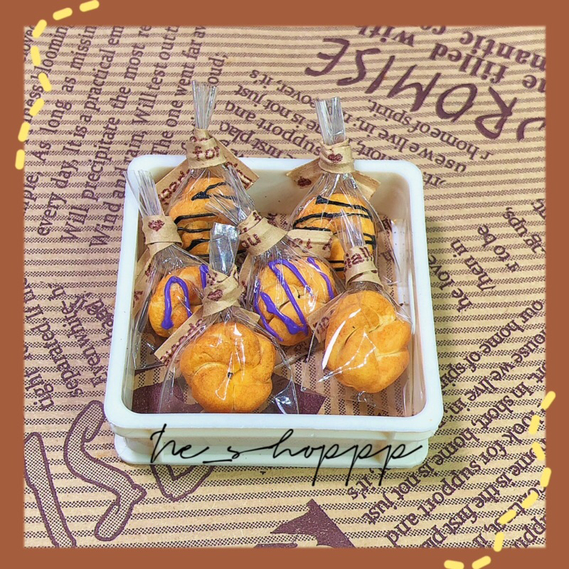 Mô hình thức ăn túi bánh mini