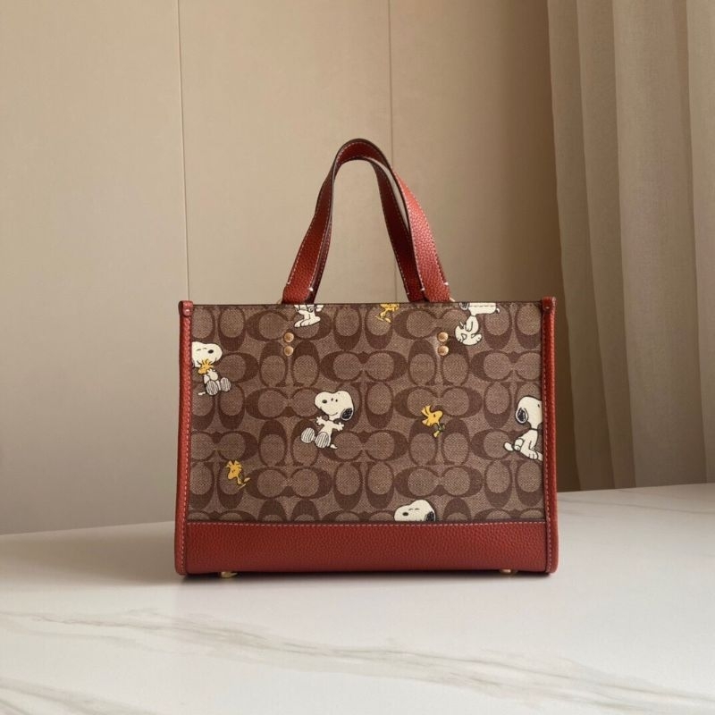 TÚI tote Coach X Peanuts Dempsey Carryall In Signature Canvas