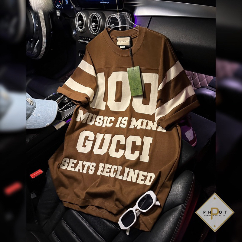 Phông Gu.Cci nâu tây siêu đẹp