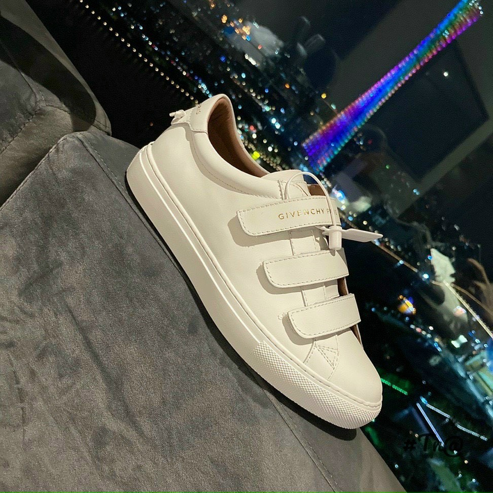 GIÀY THỂ THAO GIVENCHI QUAI DÁN