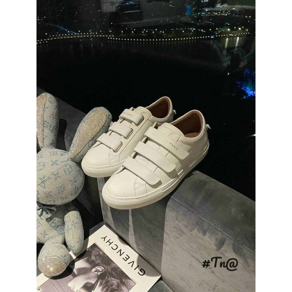 GIÀY THỂ THAO GIVENCHI QUAI DÁN