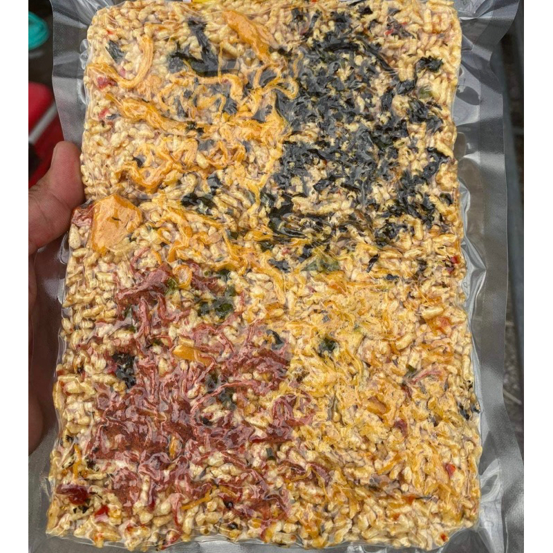 1 miếng cơm cháy to 245g mix  4 vị ít  topPing 22k