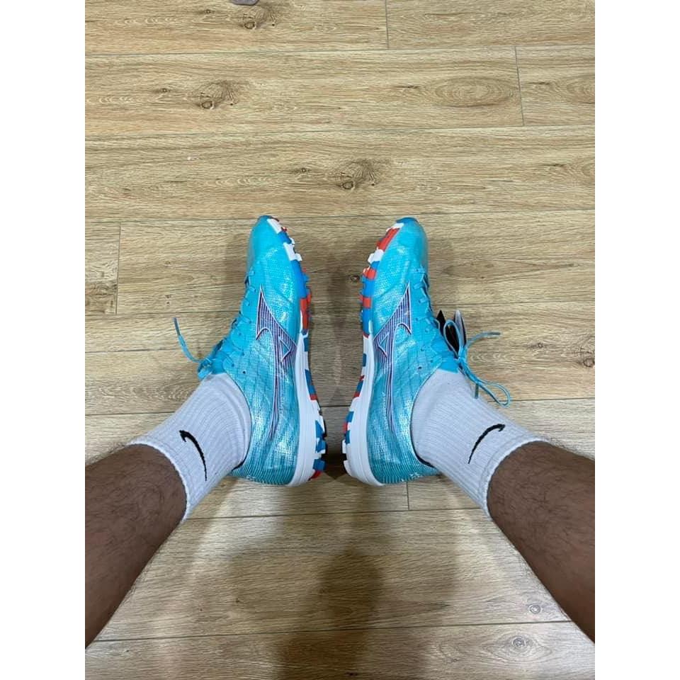 Giày đá bóng sân cỏ nhân tạo Mizuno Alpha TF