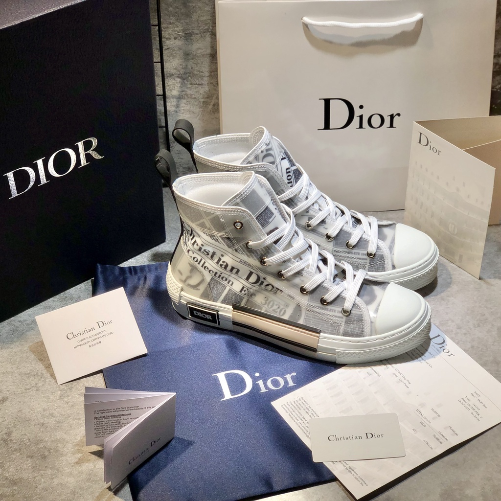 Giày Thể Thao Dior X Kaws B23 Daniel Arsham High Newspaper. Giày Thể Thao Dior Cổ Cao Họa Tiết Giấy Báo