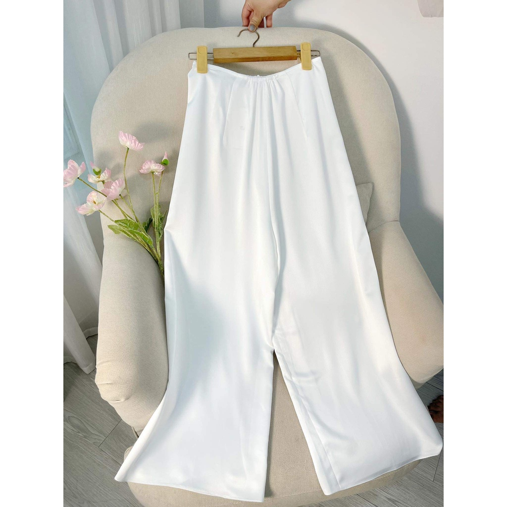 Áo Dài Cách Tân Nhung Cổ Yếm Mẫu Mới Hot Đón