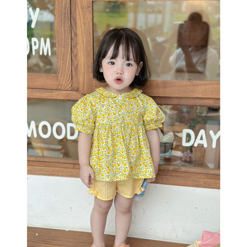 Bộ bé gái mặc đi chơi