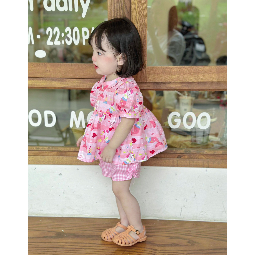 Bộ bé gái mặc đi chơi