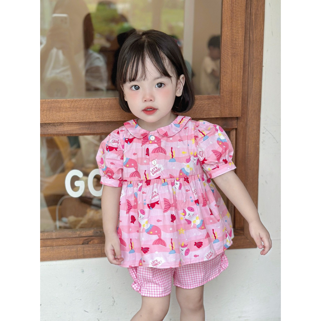 Bộ bé gái mặc đi chơi