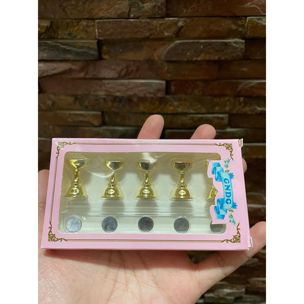 Set 5 chiếc đế gắn móng giả tập vẽ nail - đế nam châm gắn móng mẫu chuyên dụng