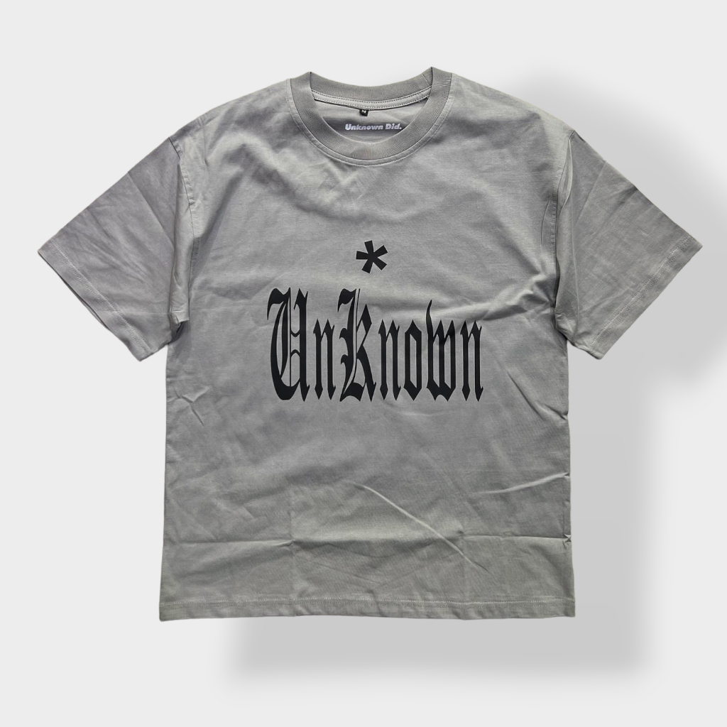 Áo thun tay lỡ cotton "Gothicmedie" Unknown