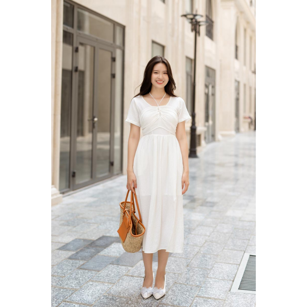 Đầm midi giả yếm thắt dây sau cổ tay ngắn thời trang GAGO màu trắng GG4343