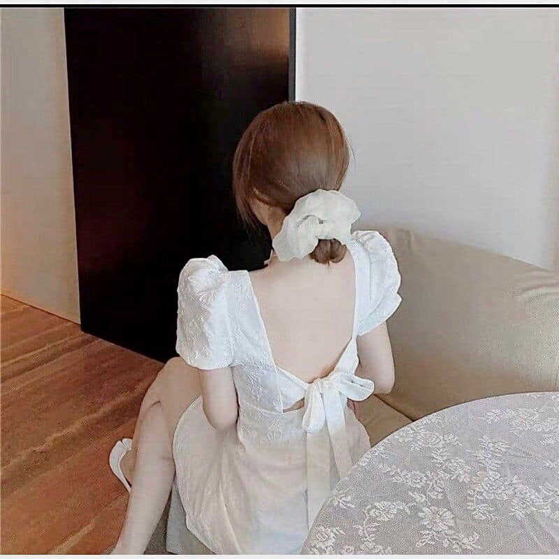 PASS Đầm hoa nổi tay phồng nơ lưng