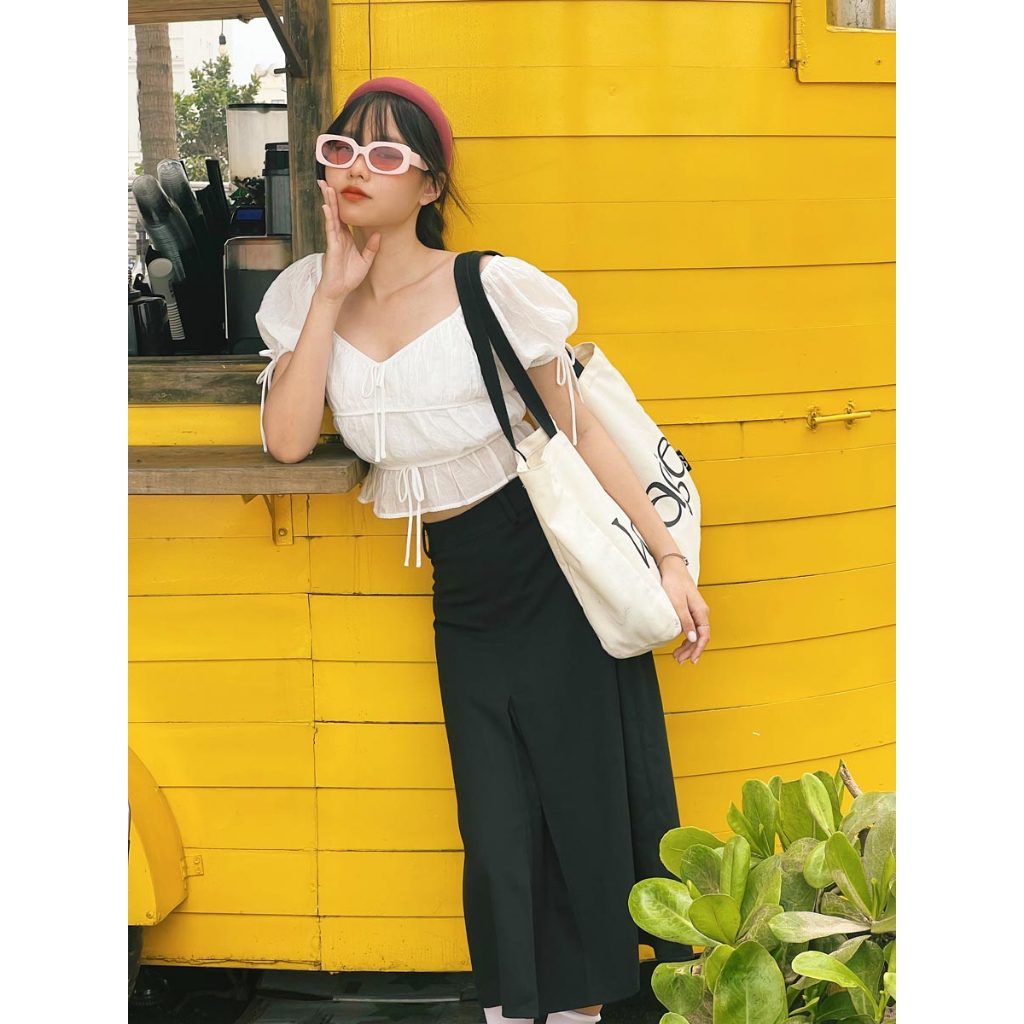 Áo kiểu xếp dập nhún 3 tầng tay ngắn thời trang GAGO màu trắng GA4311