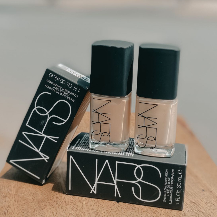 Kem Nền Nars Sheer Glow Foundation Light 4 Deauville 30ml