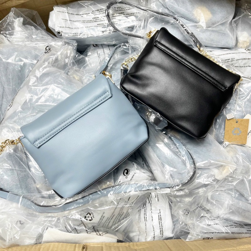 TÚI ĐEO CHÉO SAFRA CROSSBODY