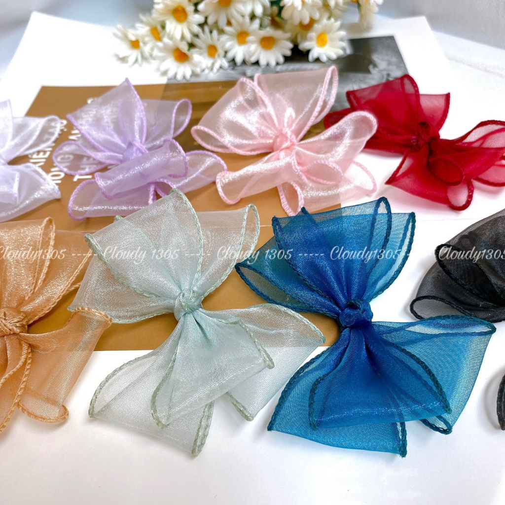 Kẹp nơ voan xinh xắn cho bé và ban gái