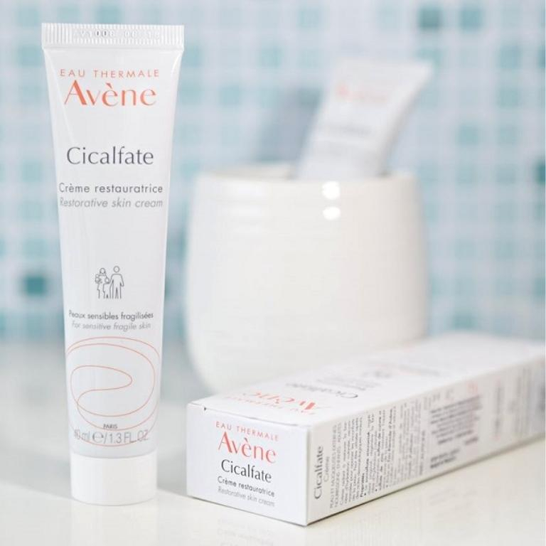 Kem Dưỡng Avene Cicalfate Repair Cream Phục Hồi Da Dưỡng Ẩm Và Giảm Sẹo Thâm 40ml