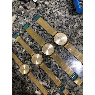 Đồng hồ dw hàng nhật đủ sai