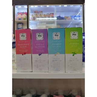 Dung dịch vệ sinh phụ nữ ph care nhật bản