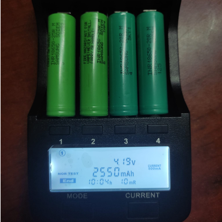 Pin 18650 Samsung 20R dung lượng 2700mAh - 3.7V xả 25A  / Tháo khối