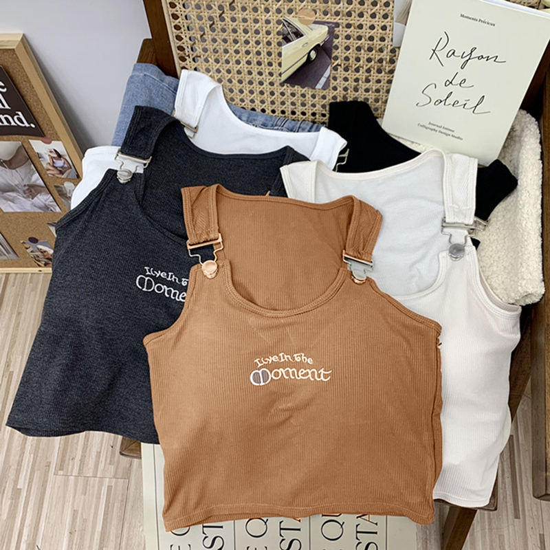 Áo Hai Dây Croptop Dáng Ôm Thêu Chữ Móc Khóa Cài Có Đệm Ngực Phong Cách Cá Tính Thời Trang Sugal TOP NU 073V1