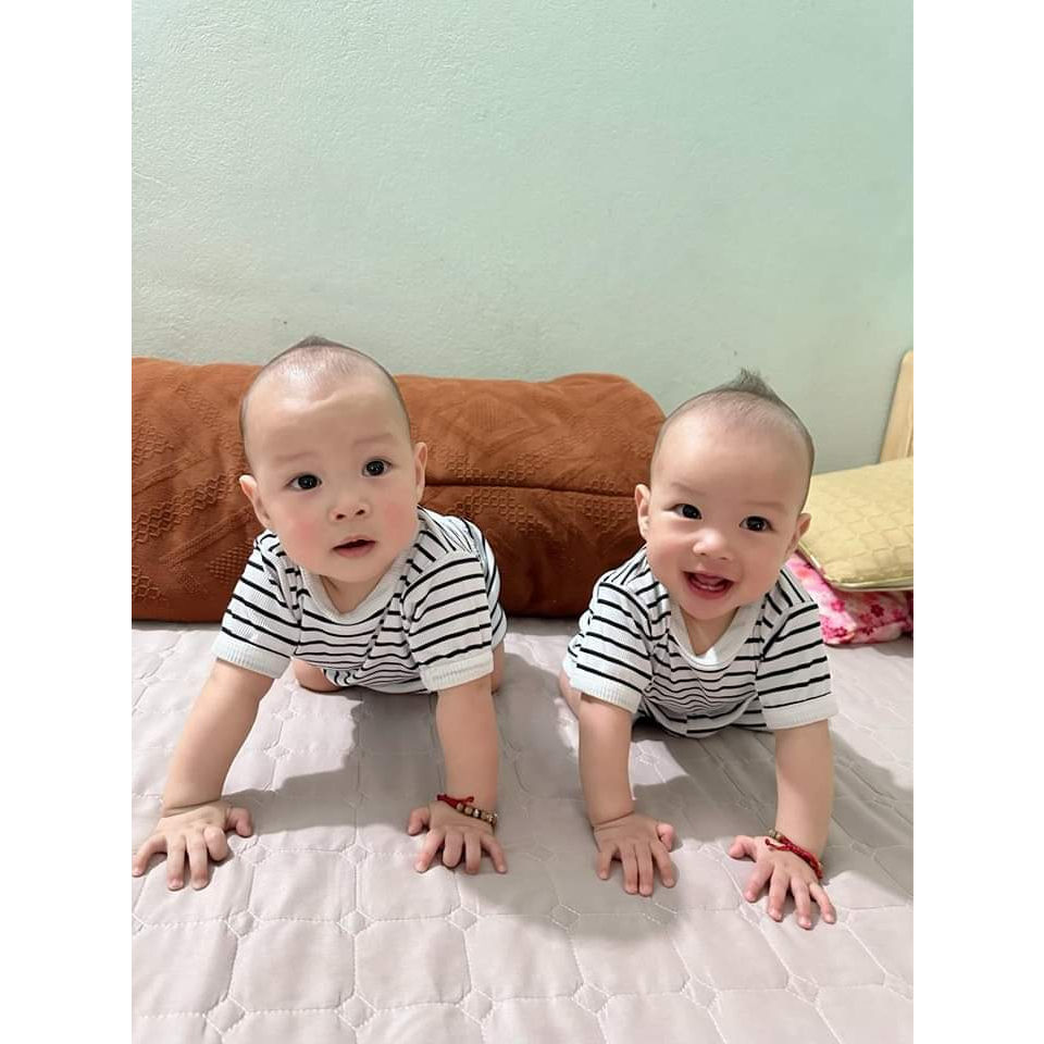 Bộ đồ ngắn tay thun tăm lạnh co giãn, mềm mịn thoáng mát cho bé từ 5kg đến 17kg